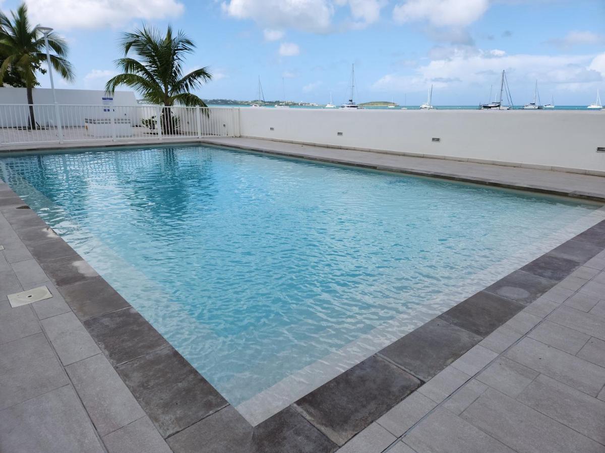 Beau Duplex Vue Mer Avec Piscine Et Acces Plage Marigot  Exteriör bild
